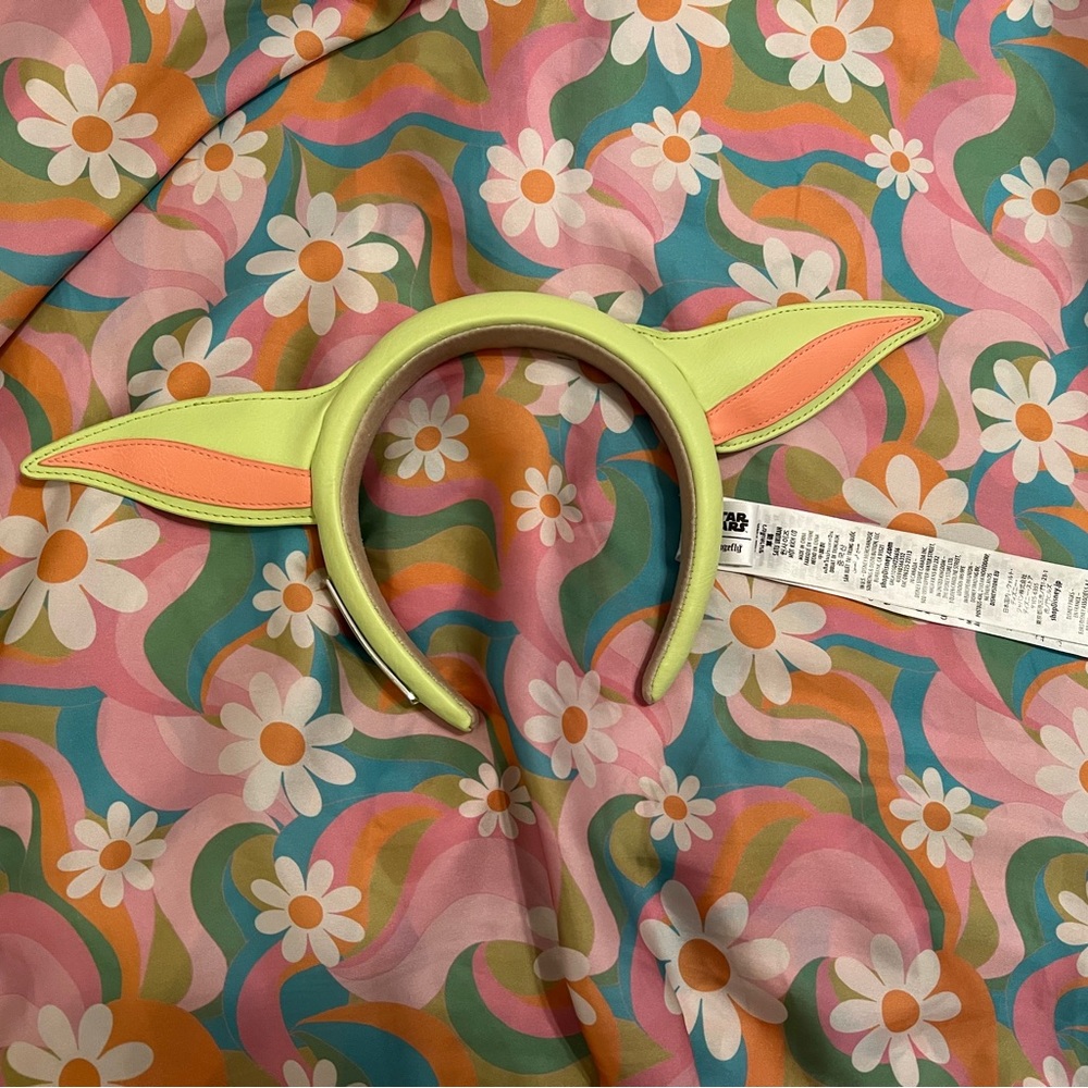 Disney x loungefly yoda ears